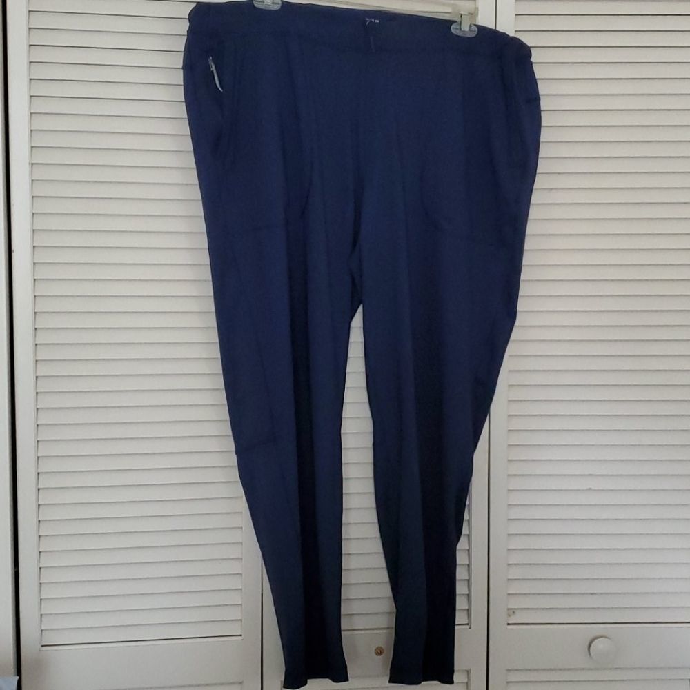 ❣️CLUB 38 PERFORMANCE blue leggings